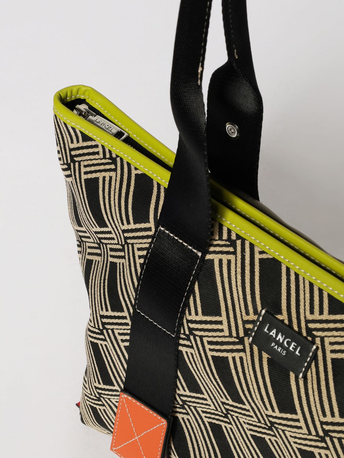 [LANCEL] Shoulder bag SS26 A13997 KZ