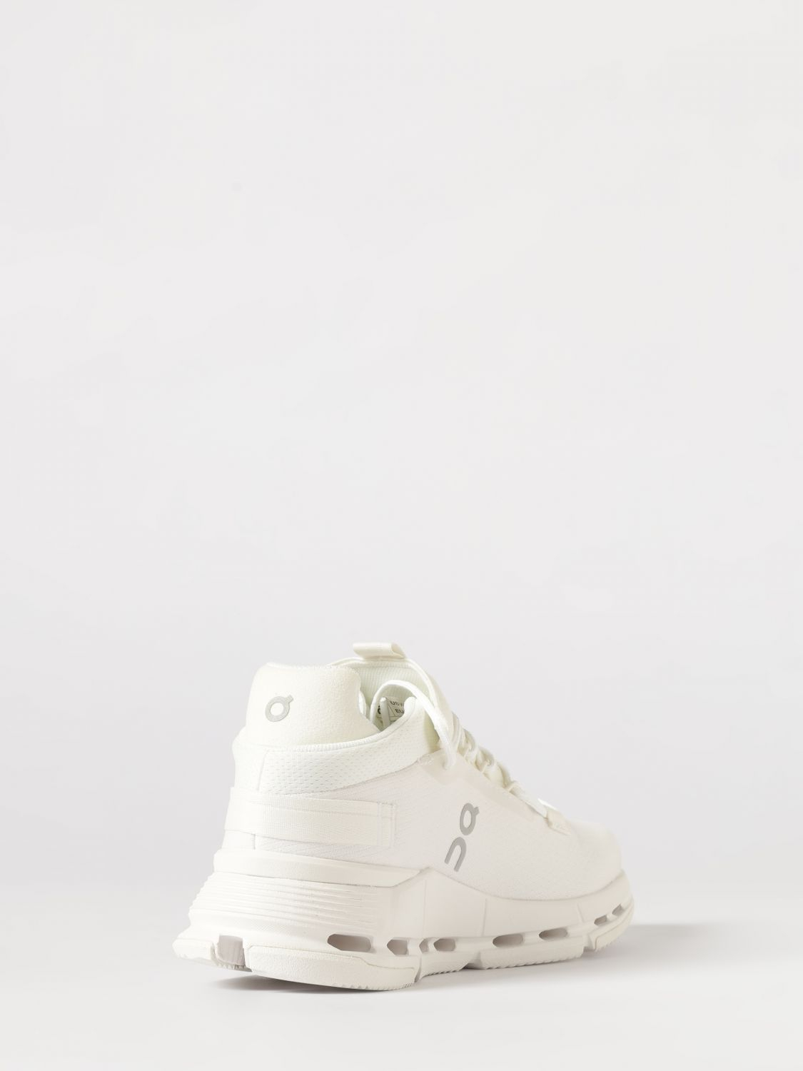 [ON RUNNING] Sneakers SS26 3WE30220108