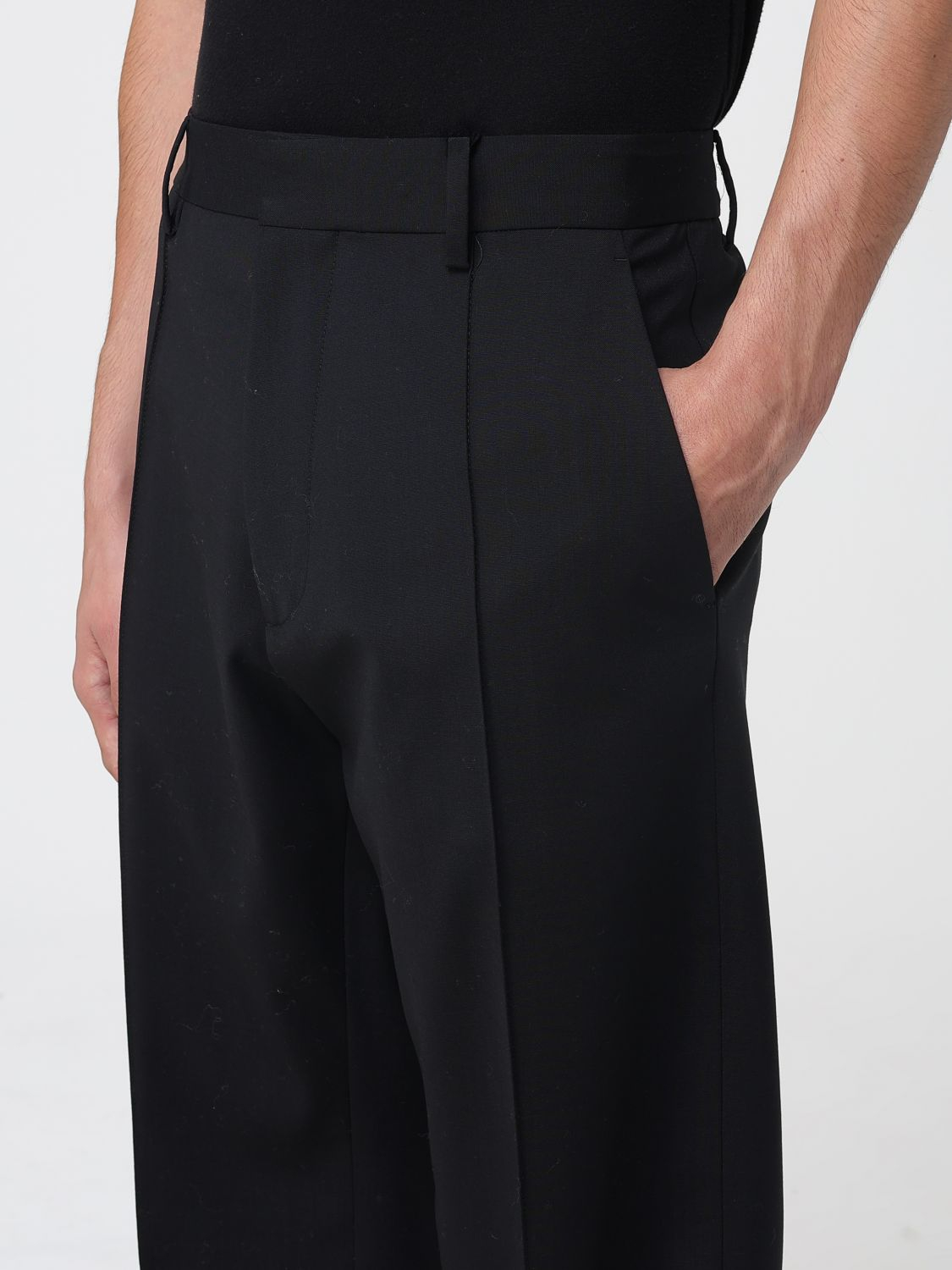 [Dsquared2] Trousers FW25 S74KB1057S40320 900