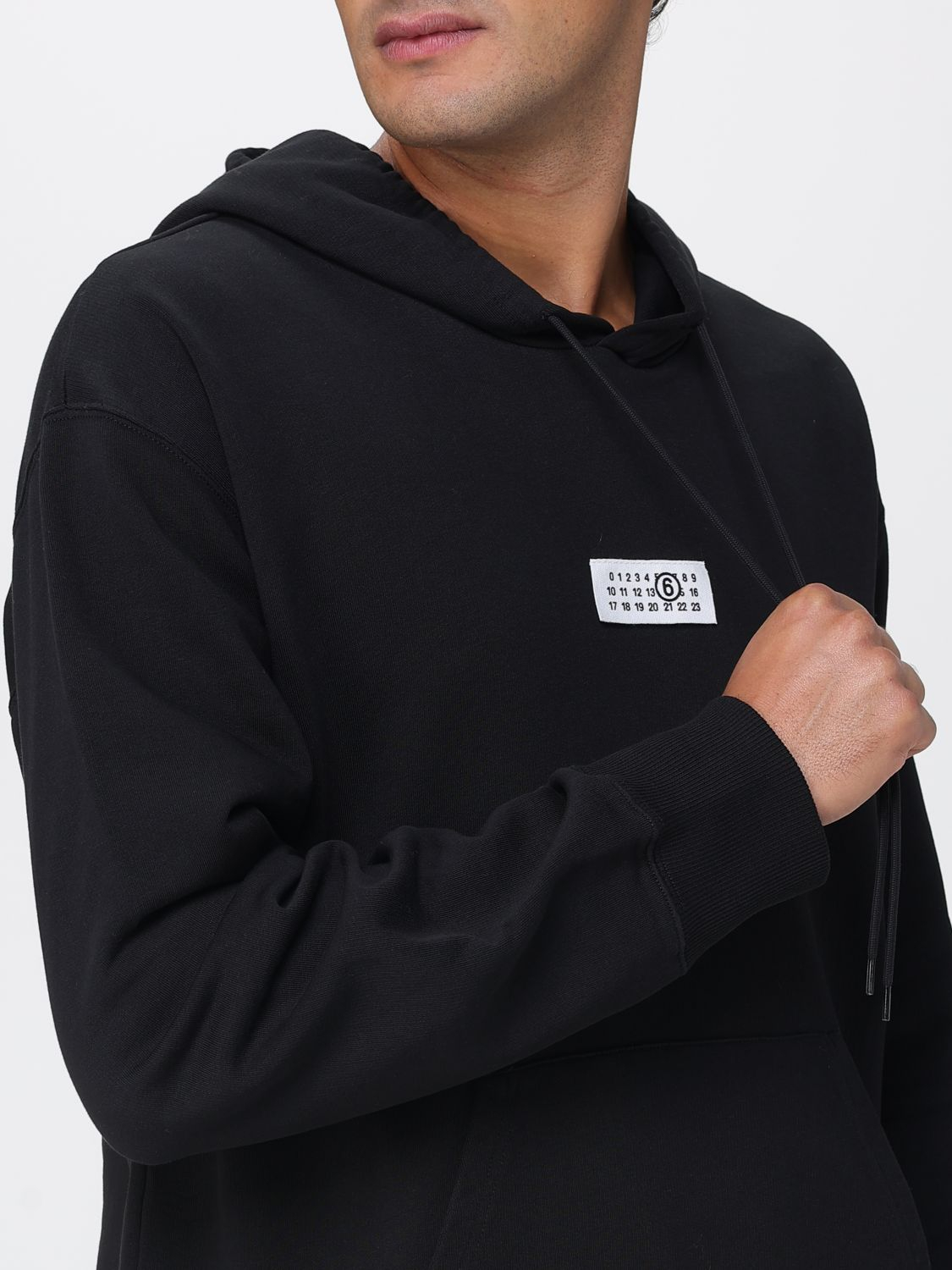 [MM6 Maison Margiela] Hoodie SS26 SH0GU0033M25025 900