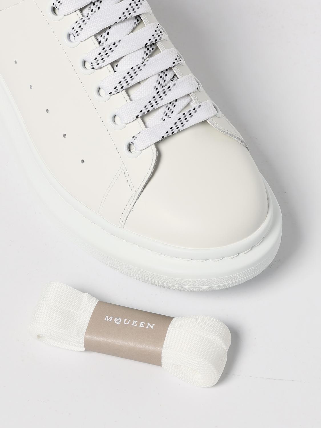 [McQueen] Sneakers SS26 553680WIAIG 9061