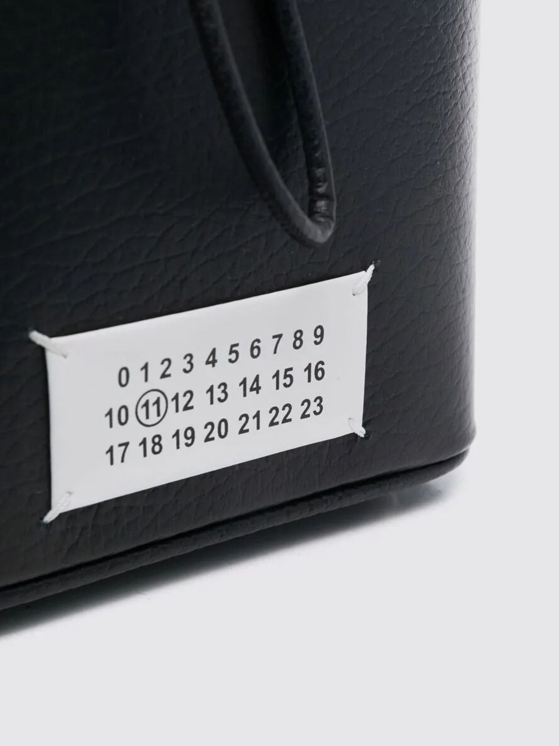 [Maison Margiela] Minibag SS26 S61WG0035P4348 T8013