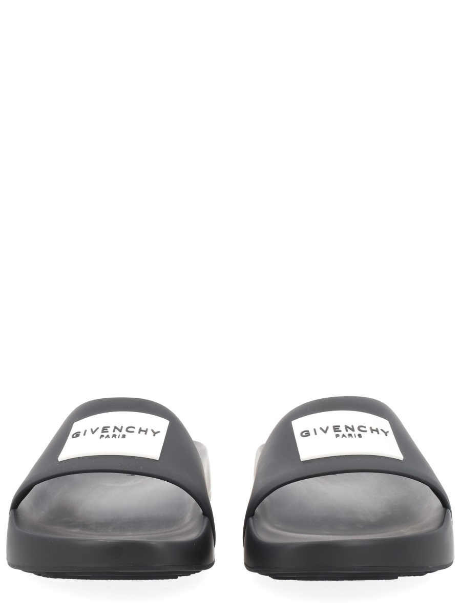 [Givenchy] Sandals FW26 BH302MH1XL_001