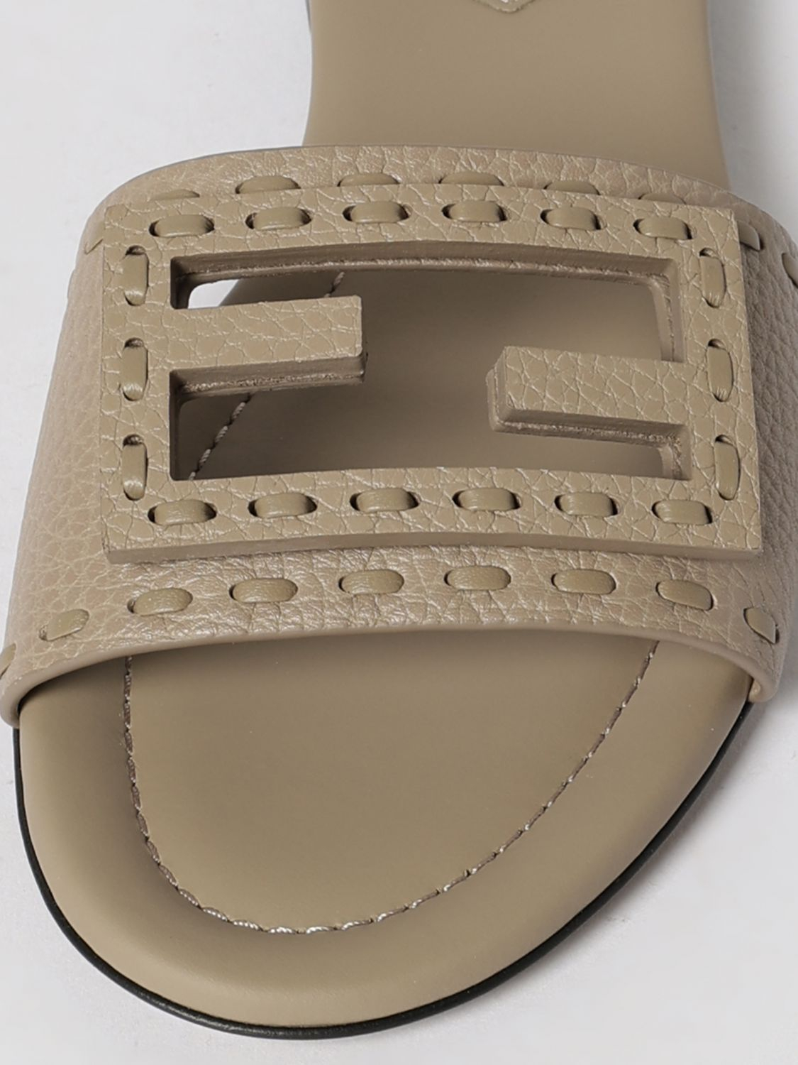 [Fendi] Sandals SS26 8R8136AQY2 F1MXM