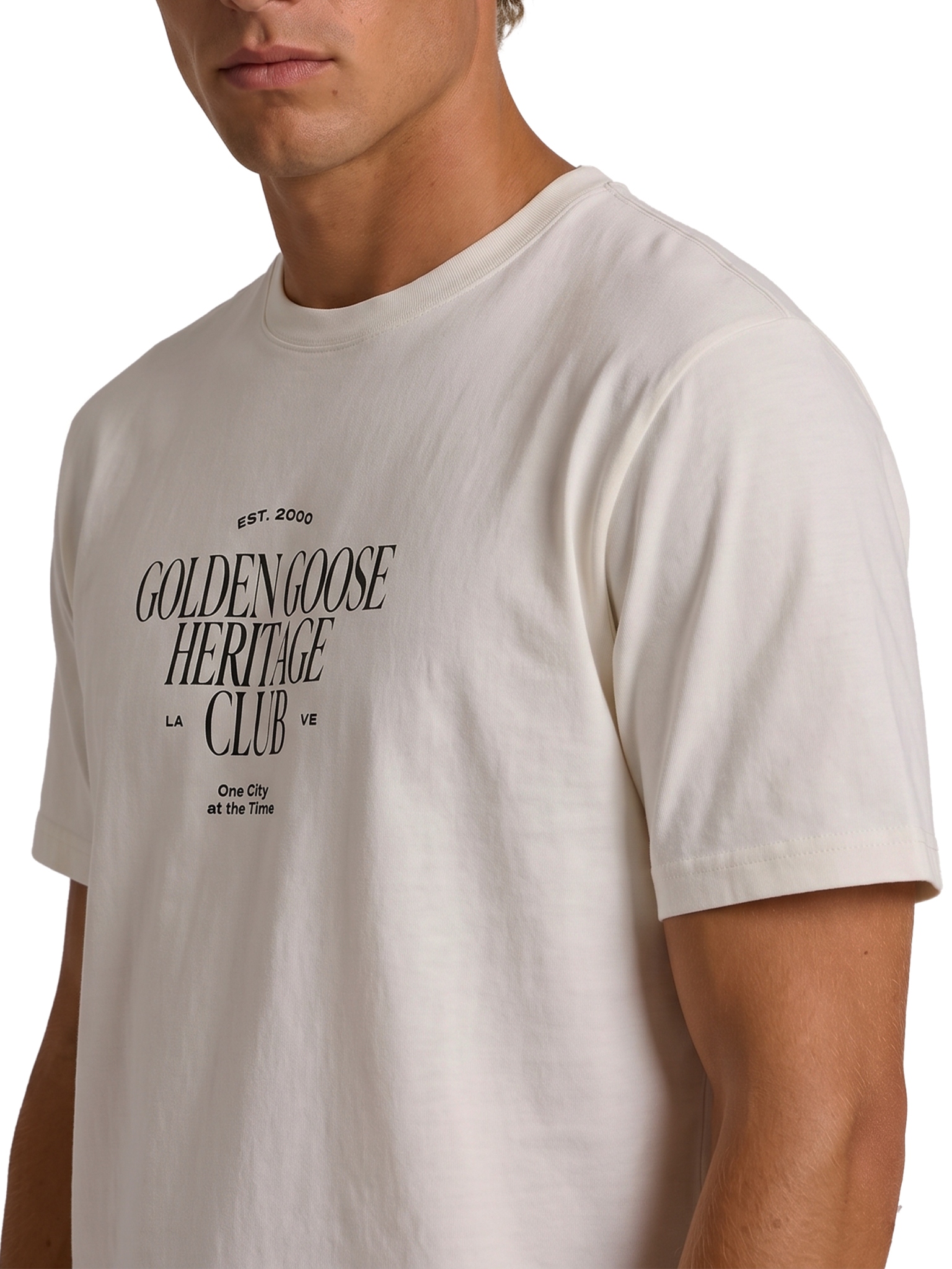 [Golden Goose] T-shirts Short Sleeve FW26 GMP01220_P002619_11560