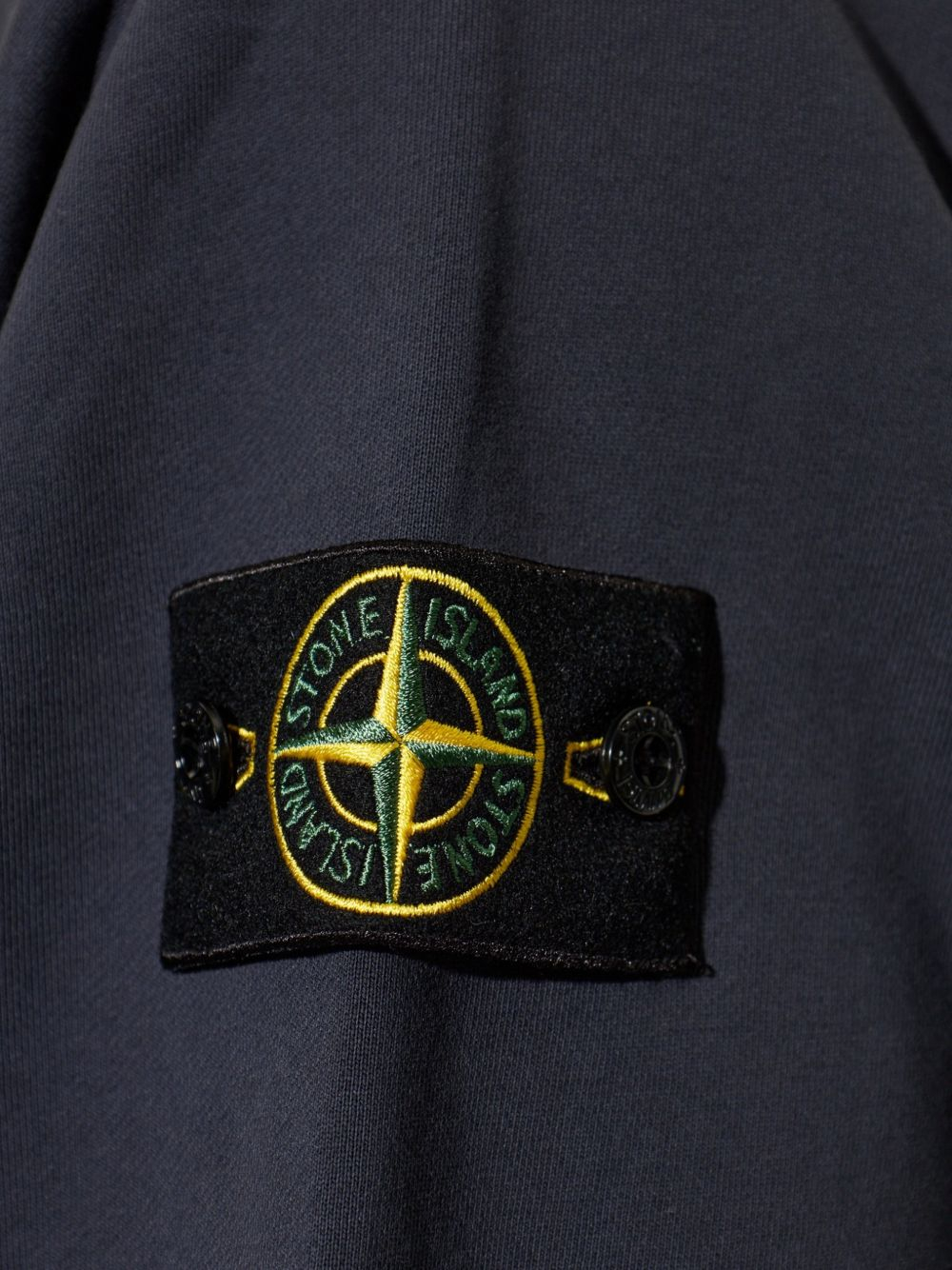 [Stone Island] Sweatshirt FW26 L2S156100008 S0051 V002A