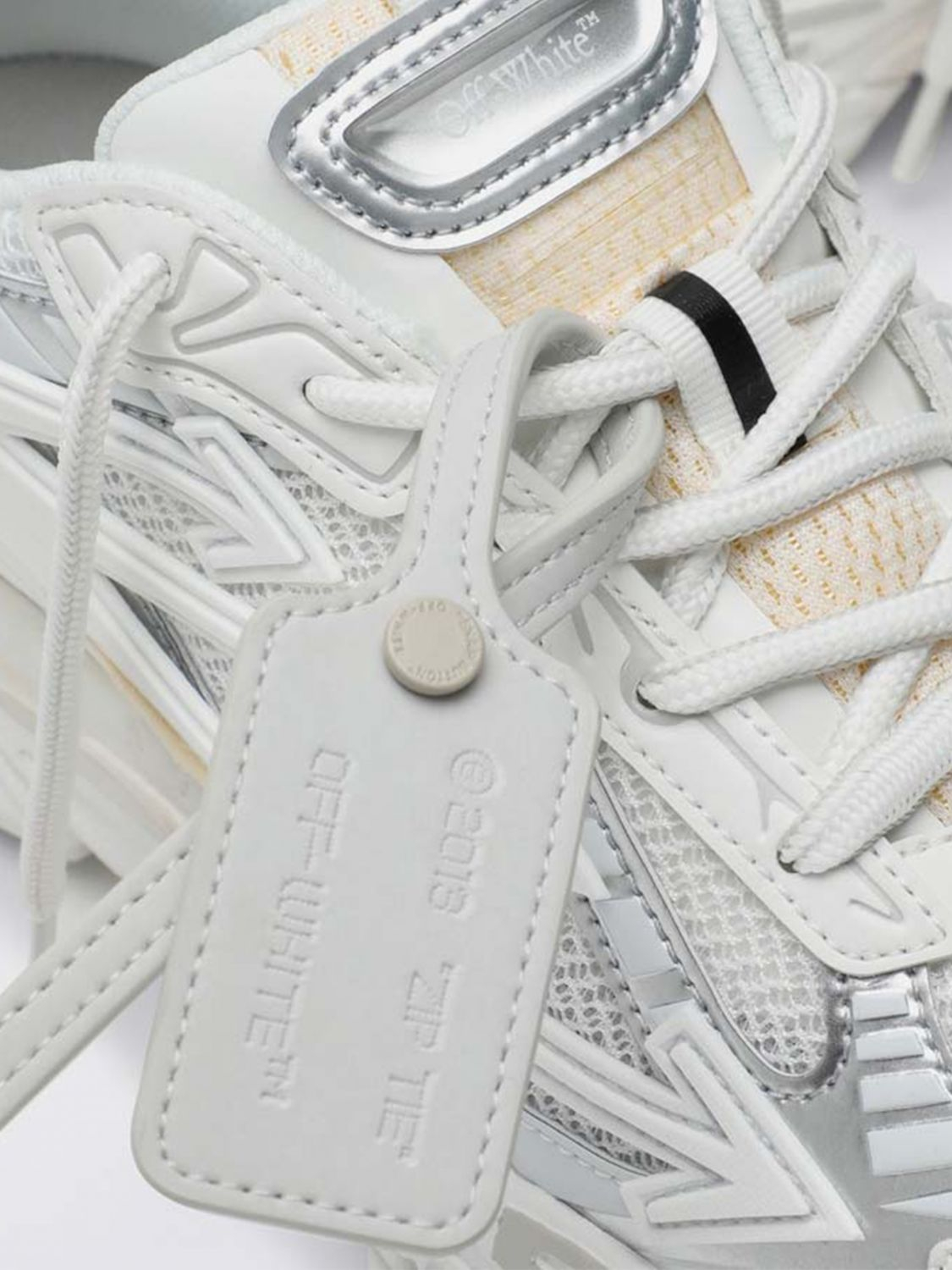 [Off-White] Sneakers FW26 OWIA289C99FAB001 0101