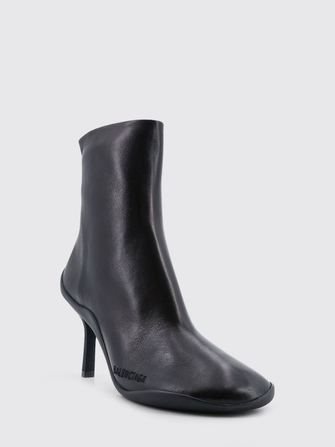 [Balenciaga] Ankle Boots SS26 845468WBCW0 1000