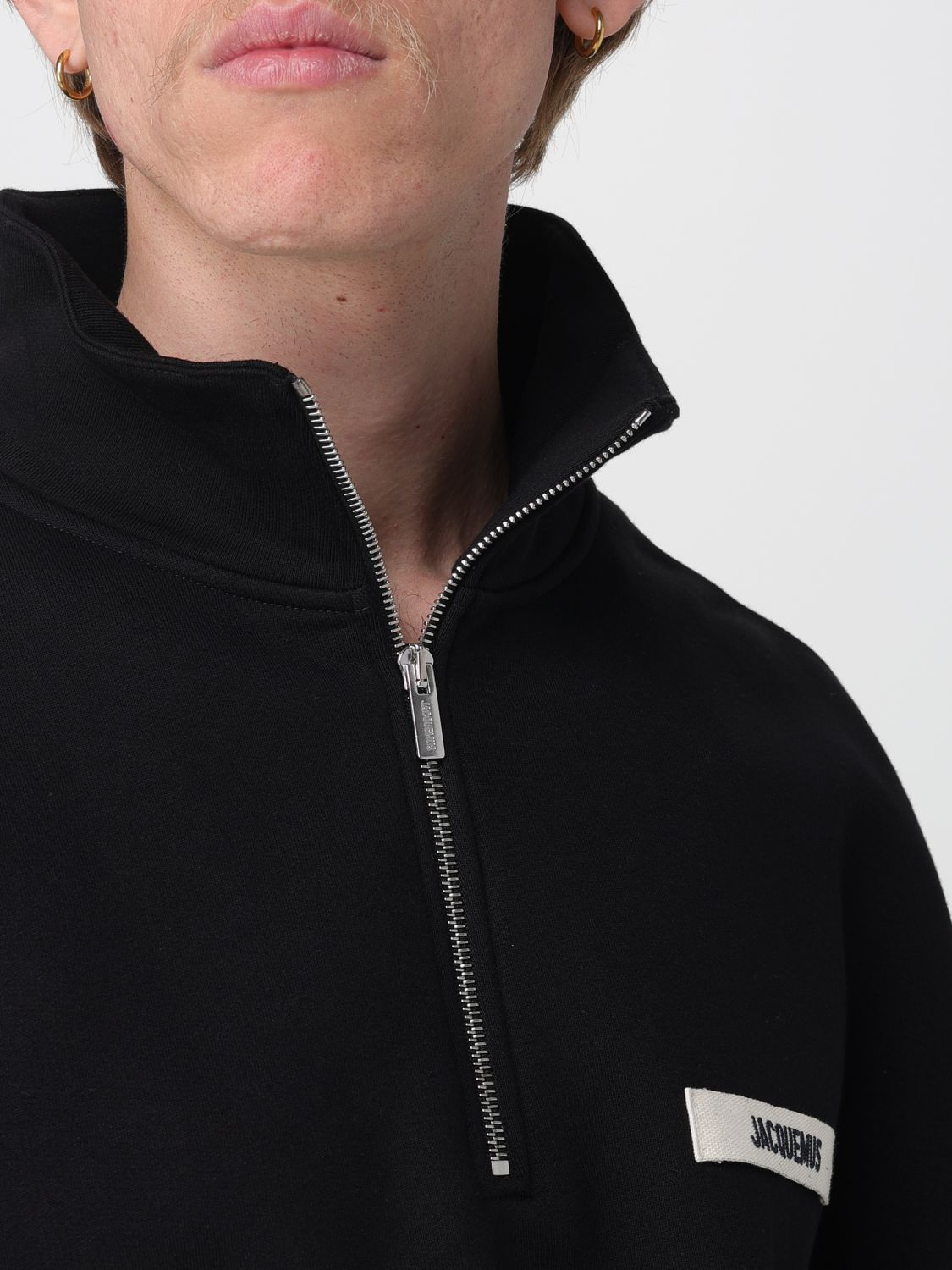 [JACQUEMUS] Sweatshirt FW26 SSM00313AJ00174 990