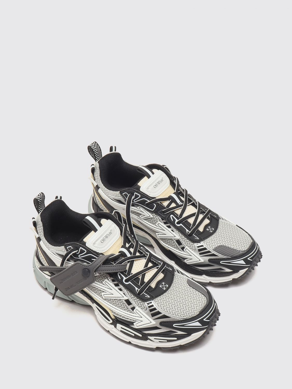 [Off-White] Sneakers FW26 OMIA295C99FAB001 0510