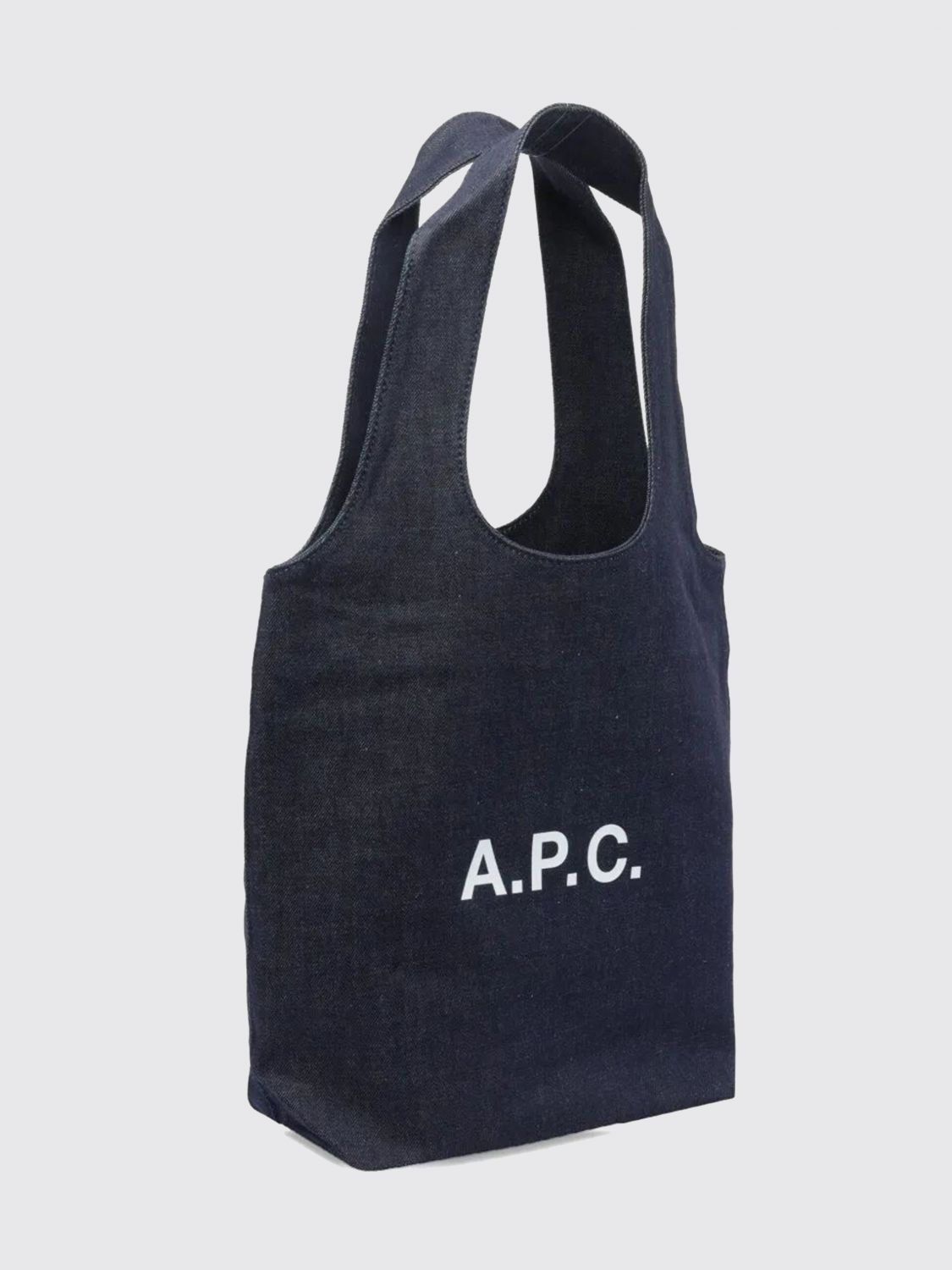 [A.P.C.] Shoulder bag FW26 COHIZM61861 IAI