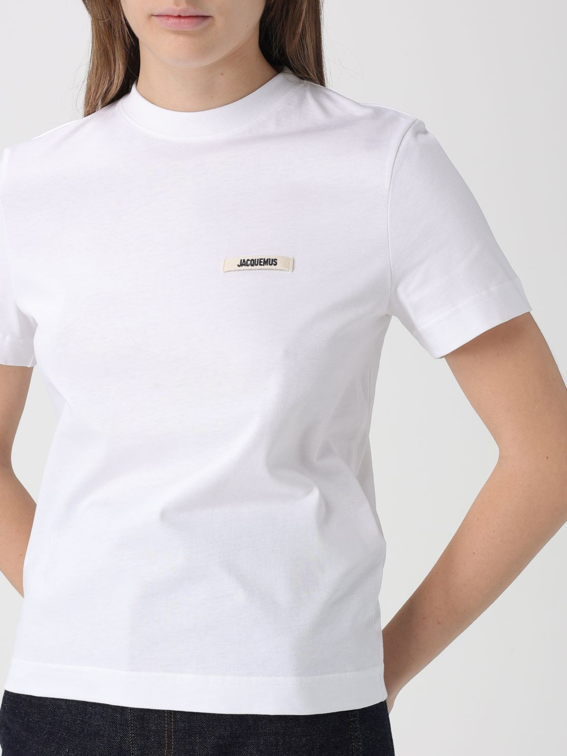 [JACQUEMUS] T-shirts Short Sleeve FW26 TSW00550AJ00029 100