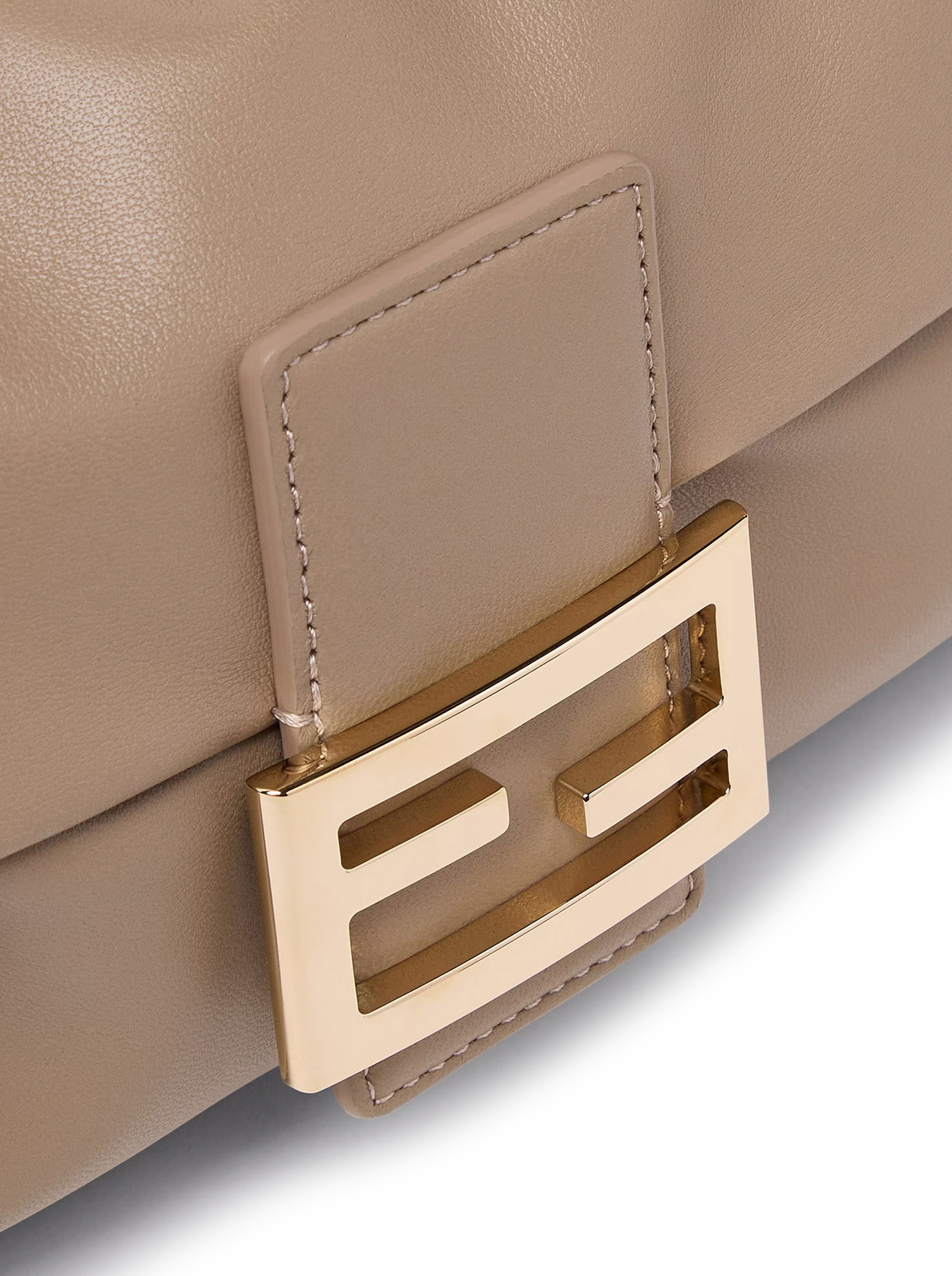 [Fendi] Shoulder bag FW26 8BR856B1ZKF0QD3 TORTORA