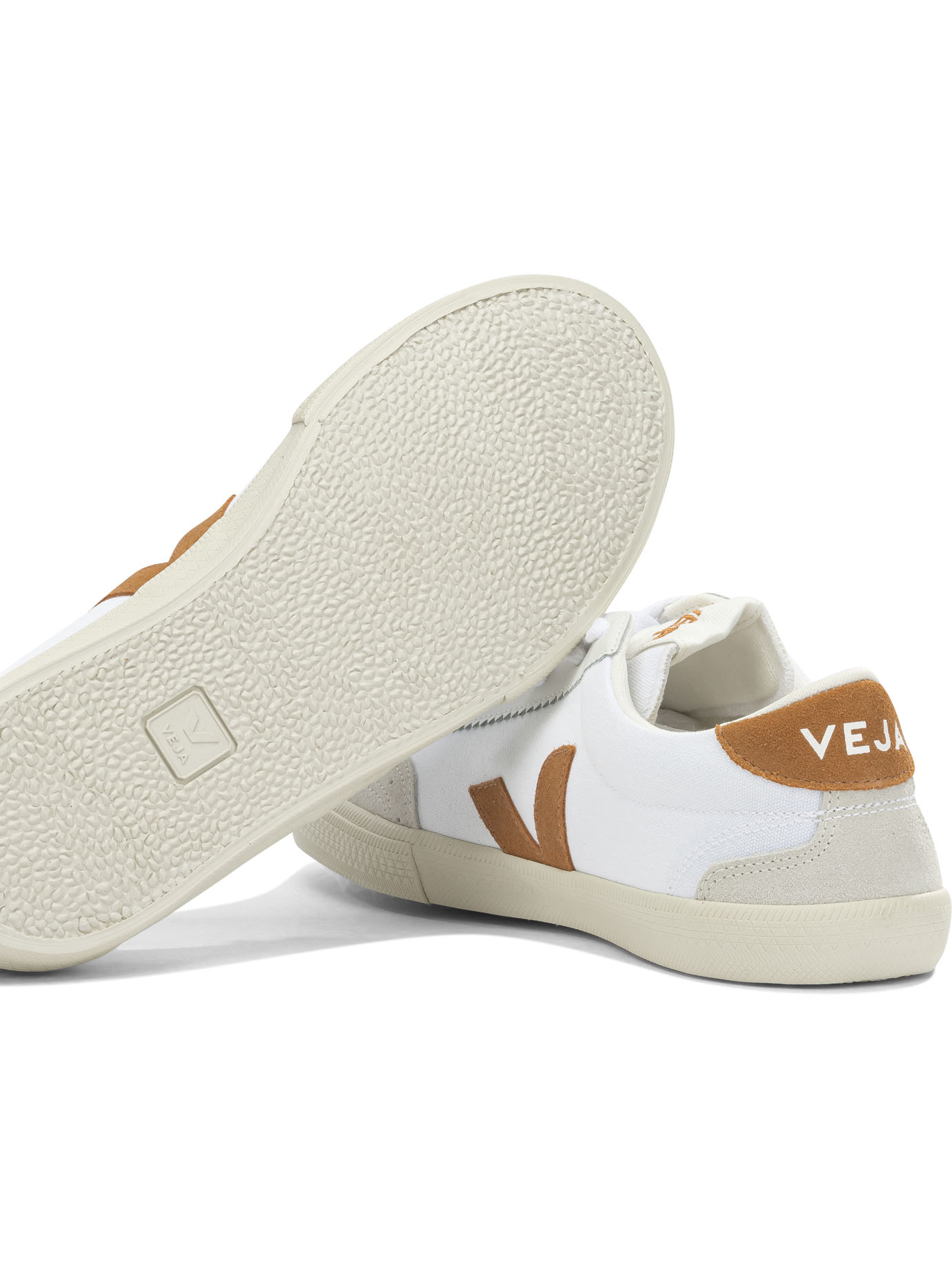 [Veja] Sneakers SS26 VO0103863BWHITE UMBER
