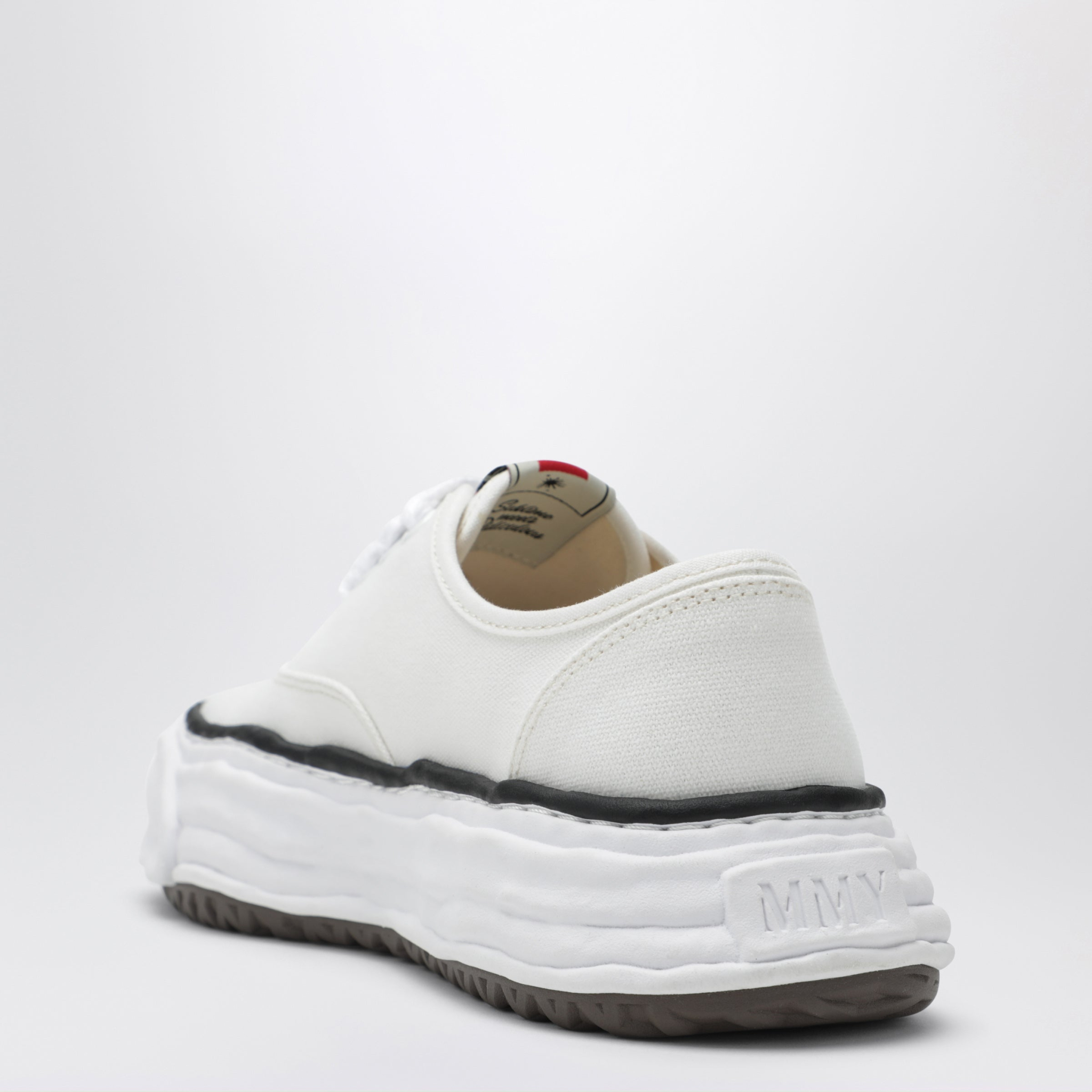 [Maison Mihara Yasuhiro] Sneakers SS26 A16FW704CO