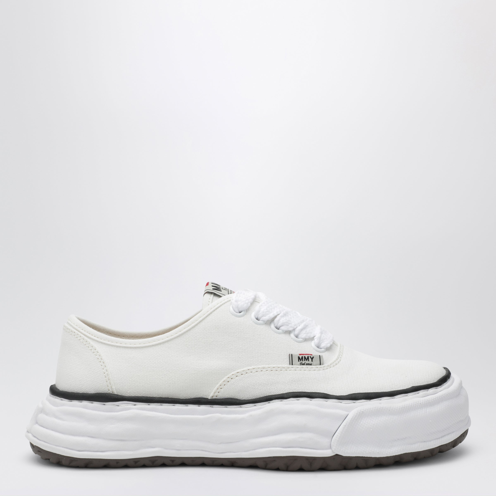 [Maison Mihara Yasuhiro] Sneakers SS26 A16FW704CO
