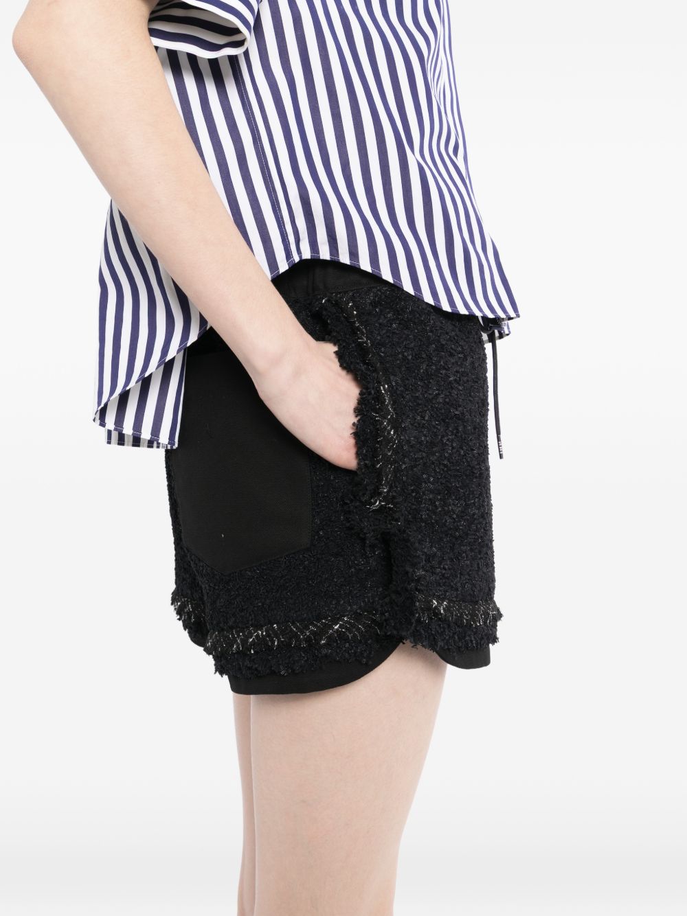 SACAI 26-08323 001