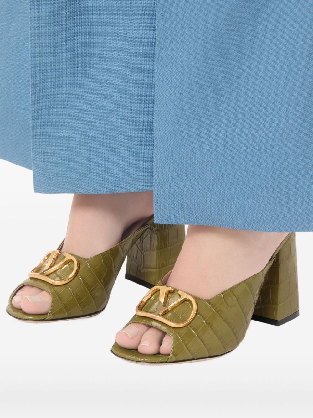VALENTINO GARAVANI WS0NW6 LUR03D