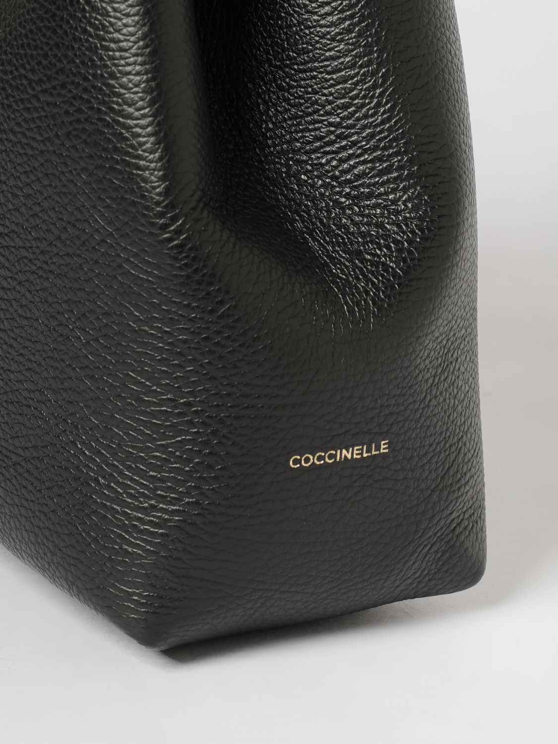 [Coccinelle] Shoulder bag SS26 E1SHA110201 001