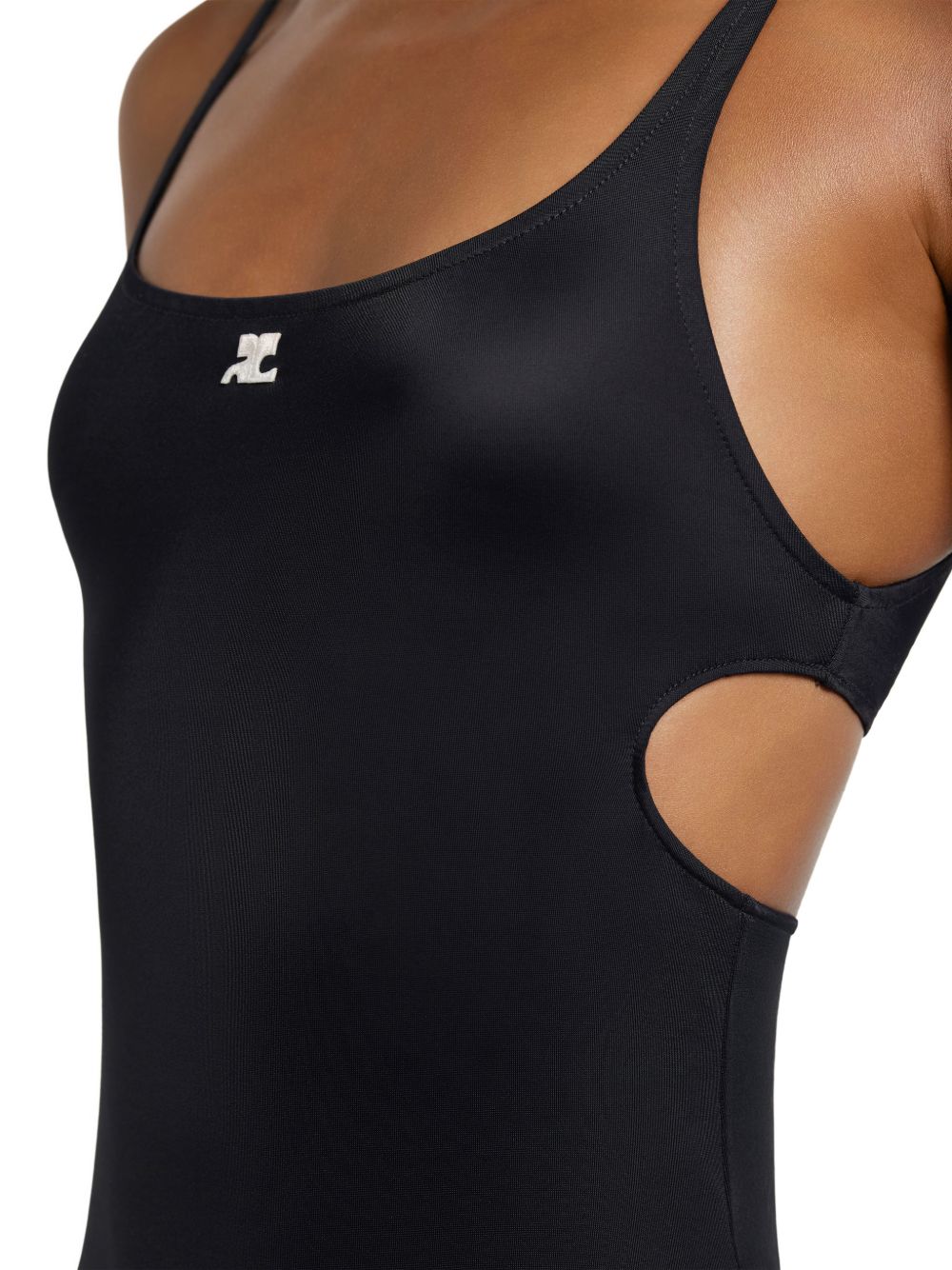 COURRÈGES 126JMB053PA0043 9999
