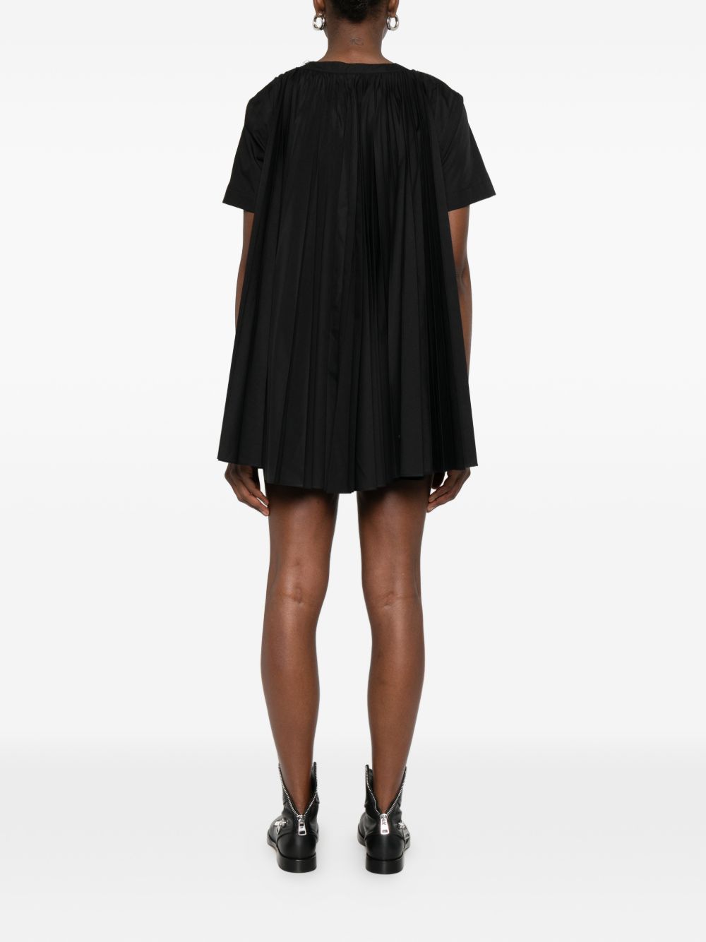 SACAI 26-08543 001