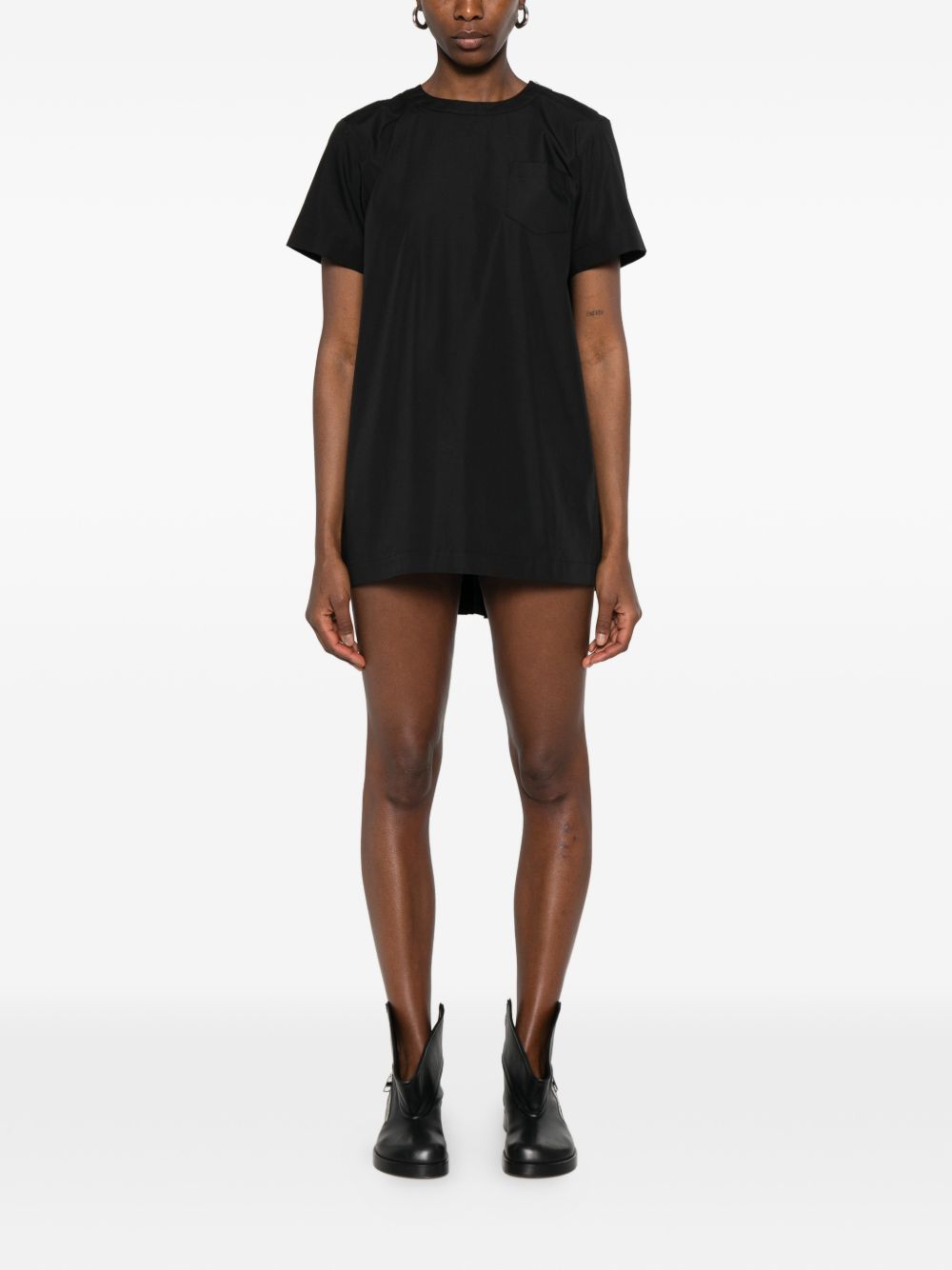 SACAI 26-08543 001