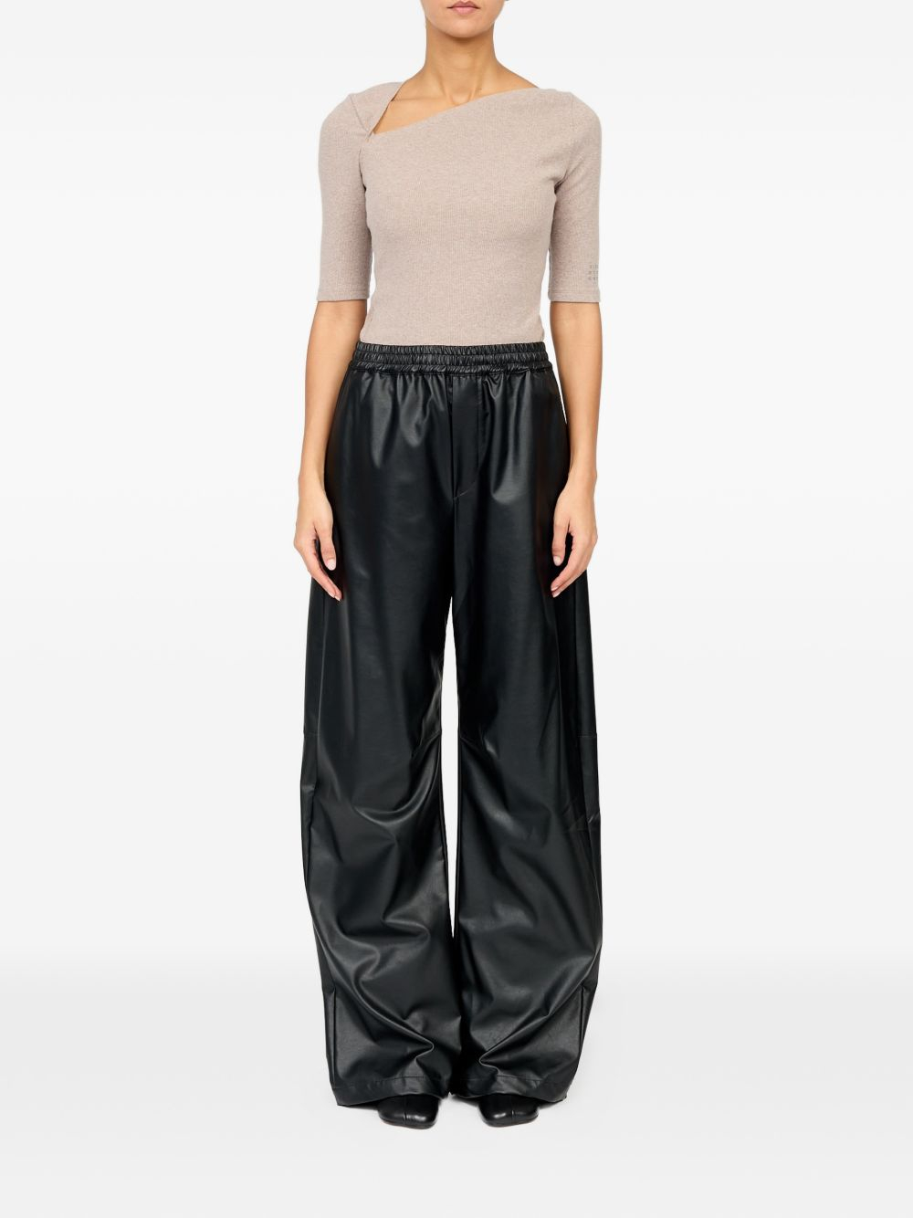[MM6 Maison Margiela] Trousers FW26 S52KA0575S53057900