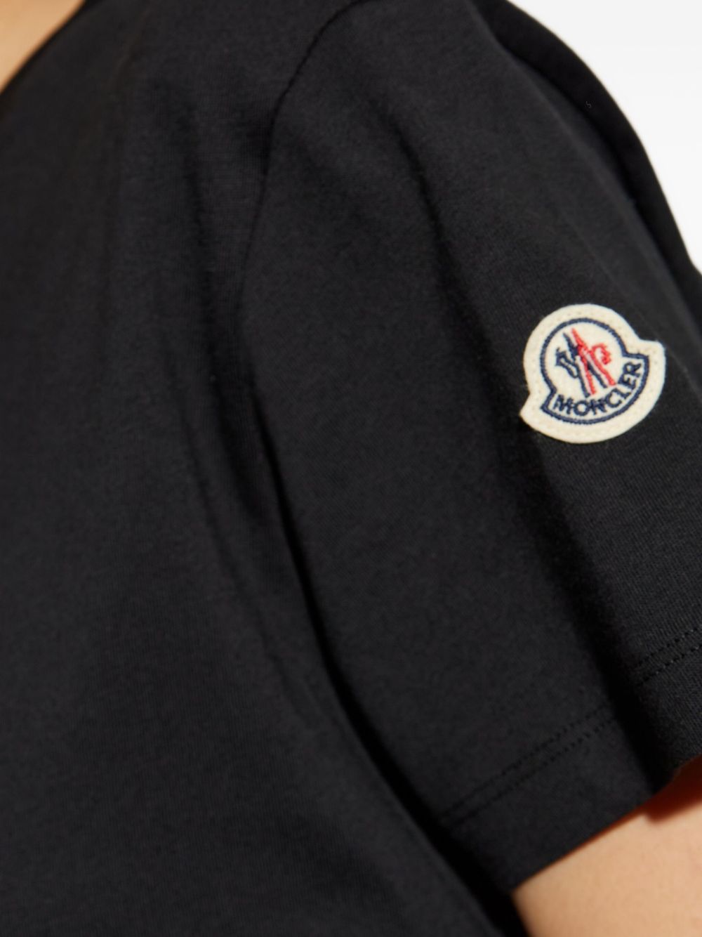 MONCLER L20938C00021 89AUO999