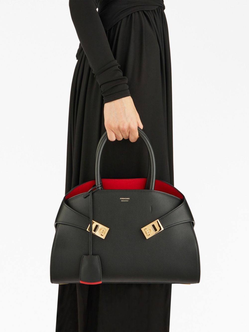 FERRAGAMO 215608 767814008