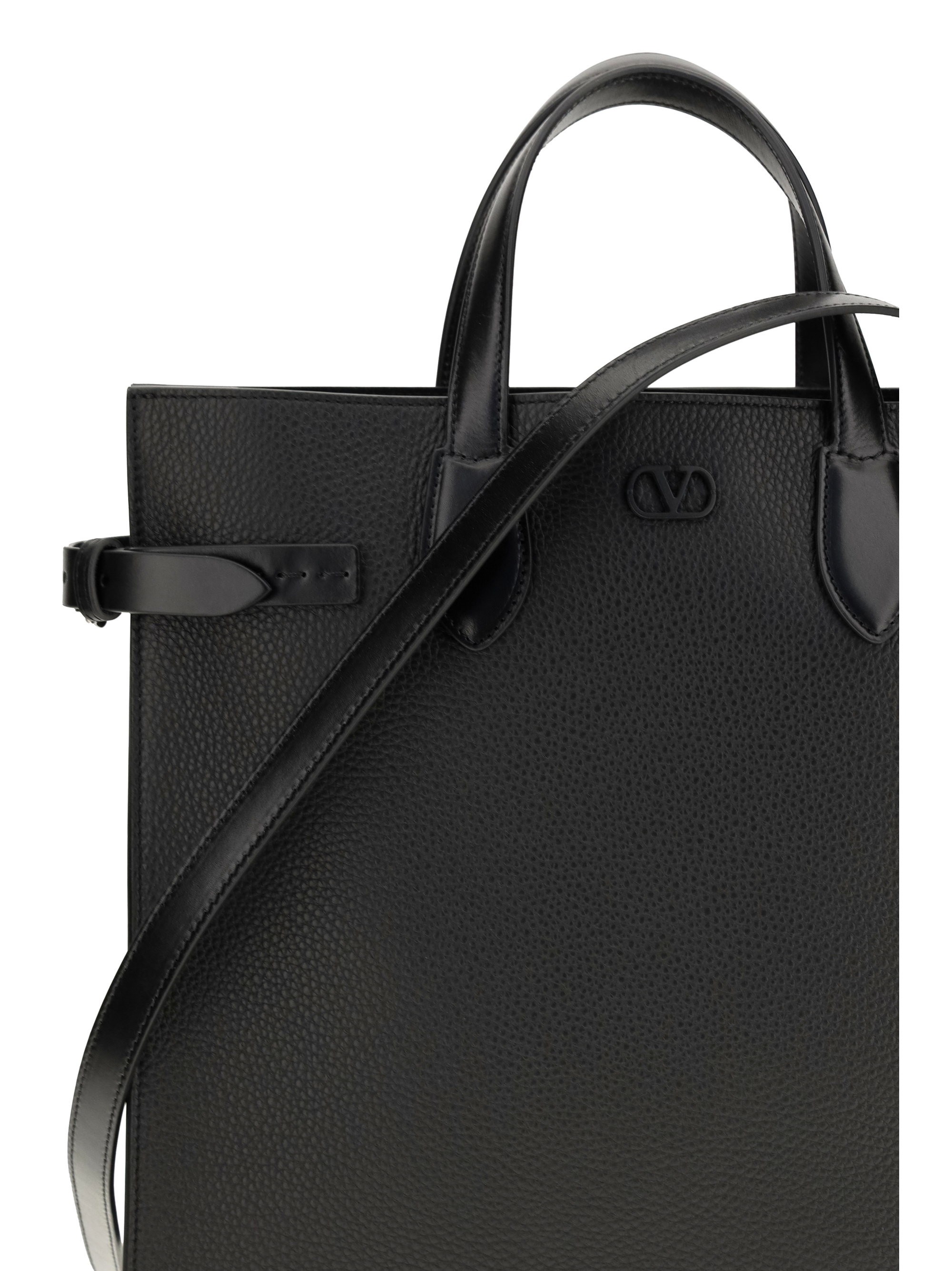 Medium Antibes grained leather Shopping Bag