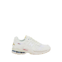 2002R Sneakers