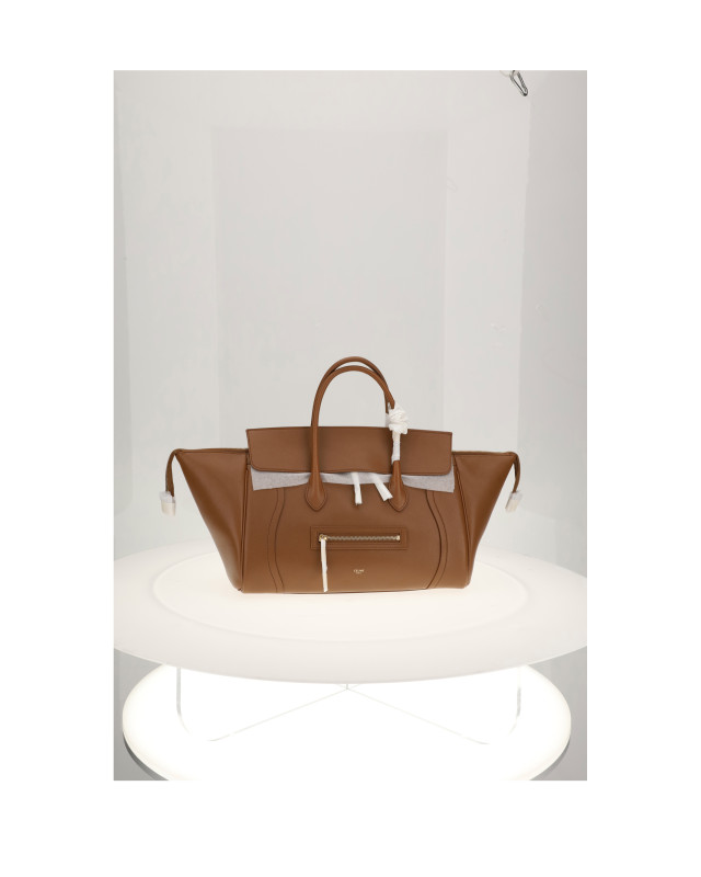MEDIUM NEW LUGGAGE