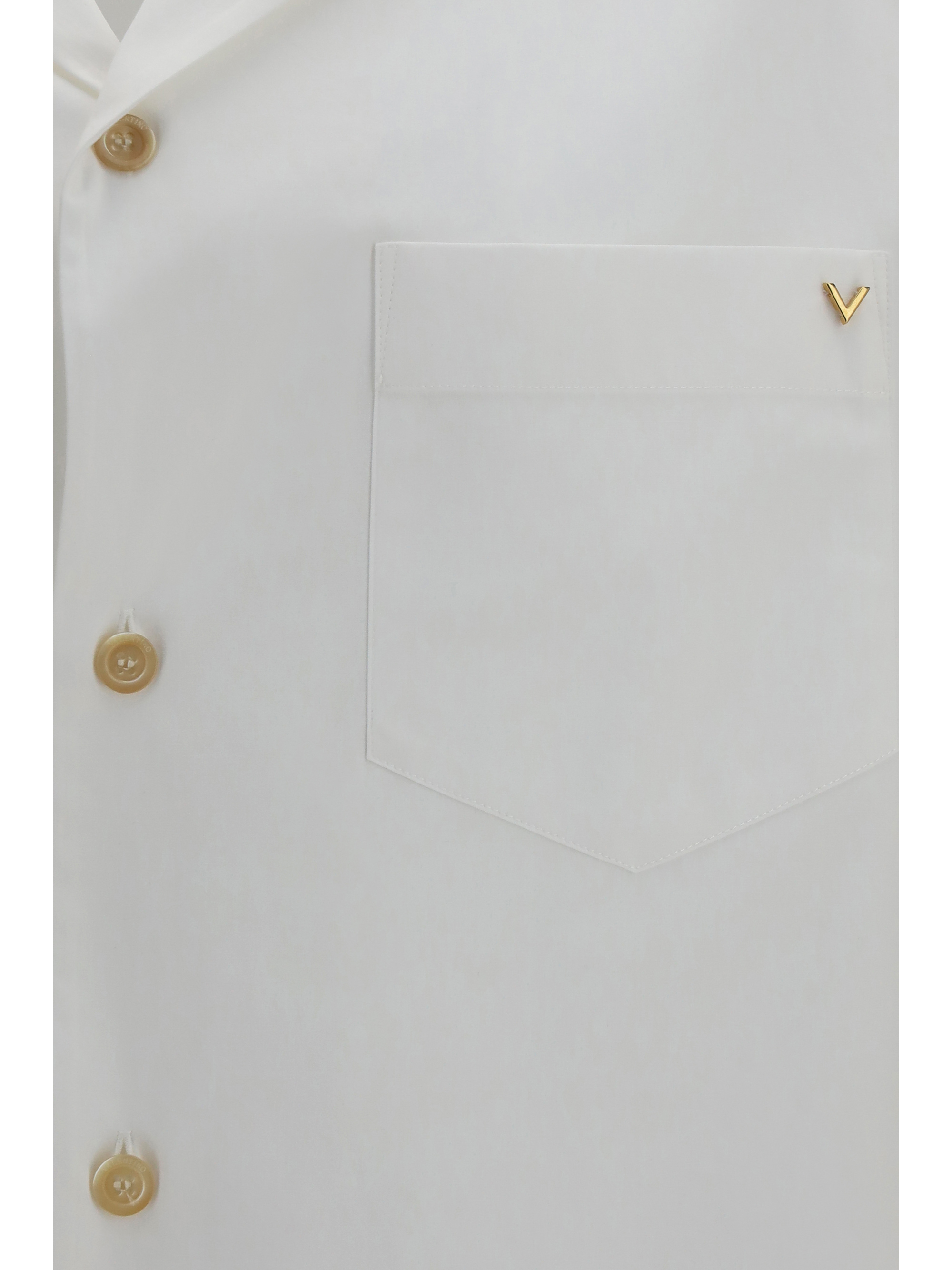 Short-sleeve Shirt with VLogo