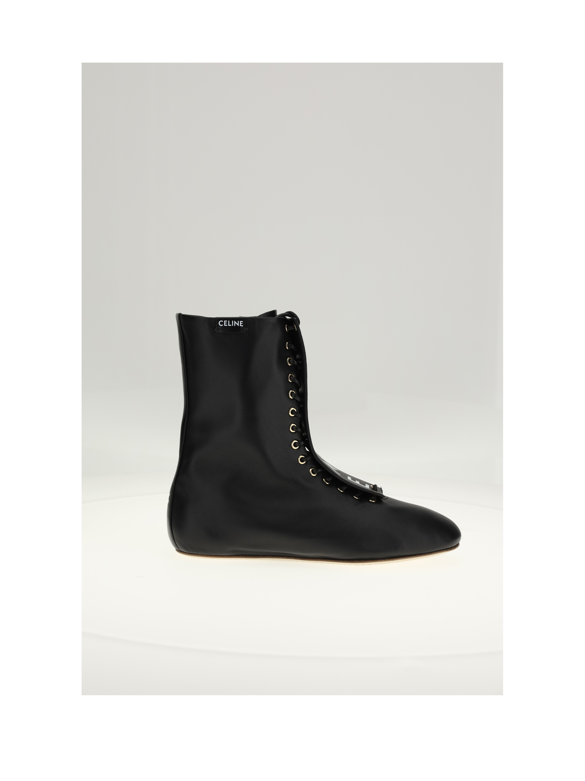 LACE-UP BOOT 05