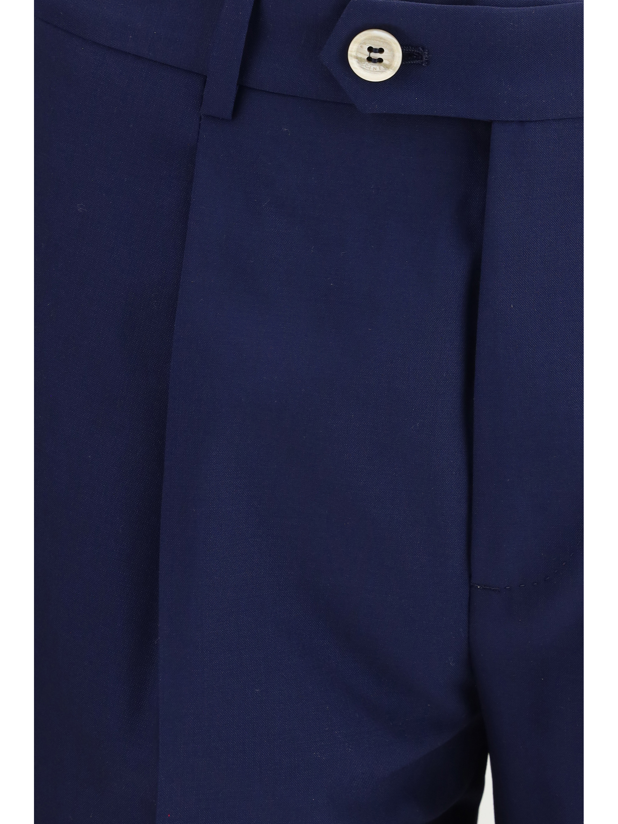 Single-breasted Suit with peak lapels
