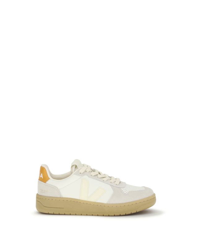 V-82 Sneakers