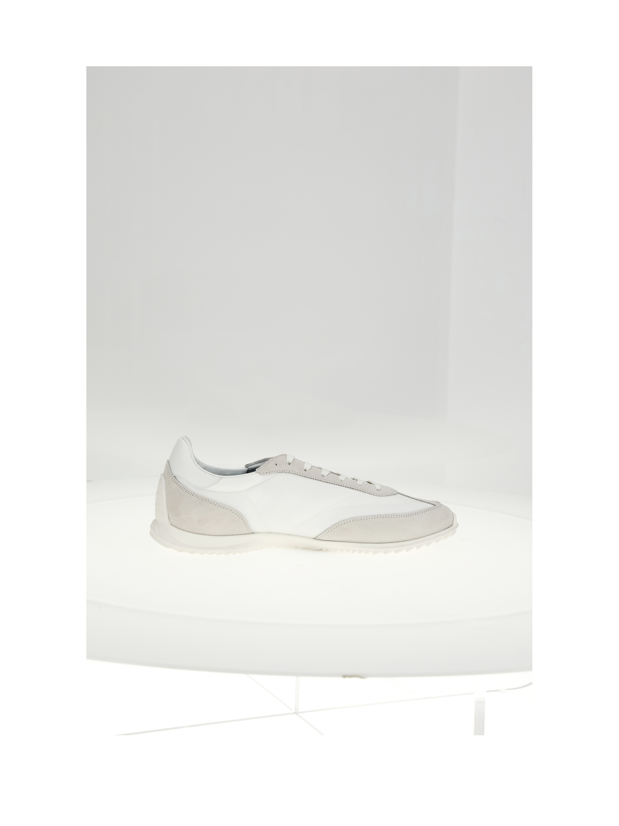 LOW LACE-UP SNEAKER W/ TRIOMPH