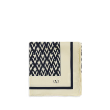 Toute La V silk Scarf