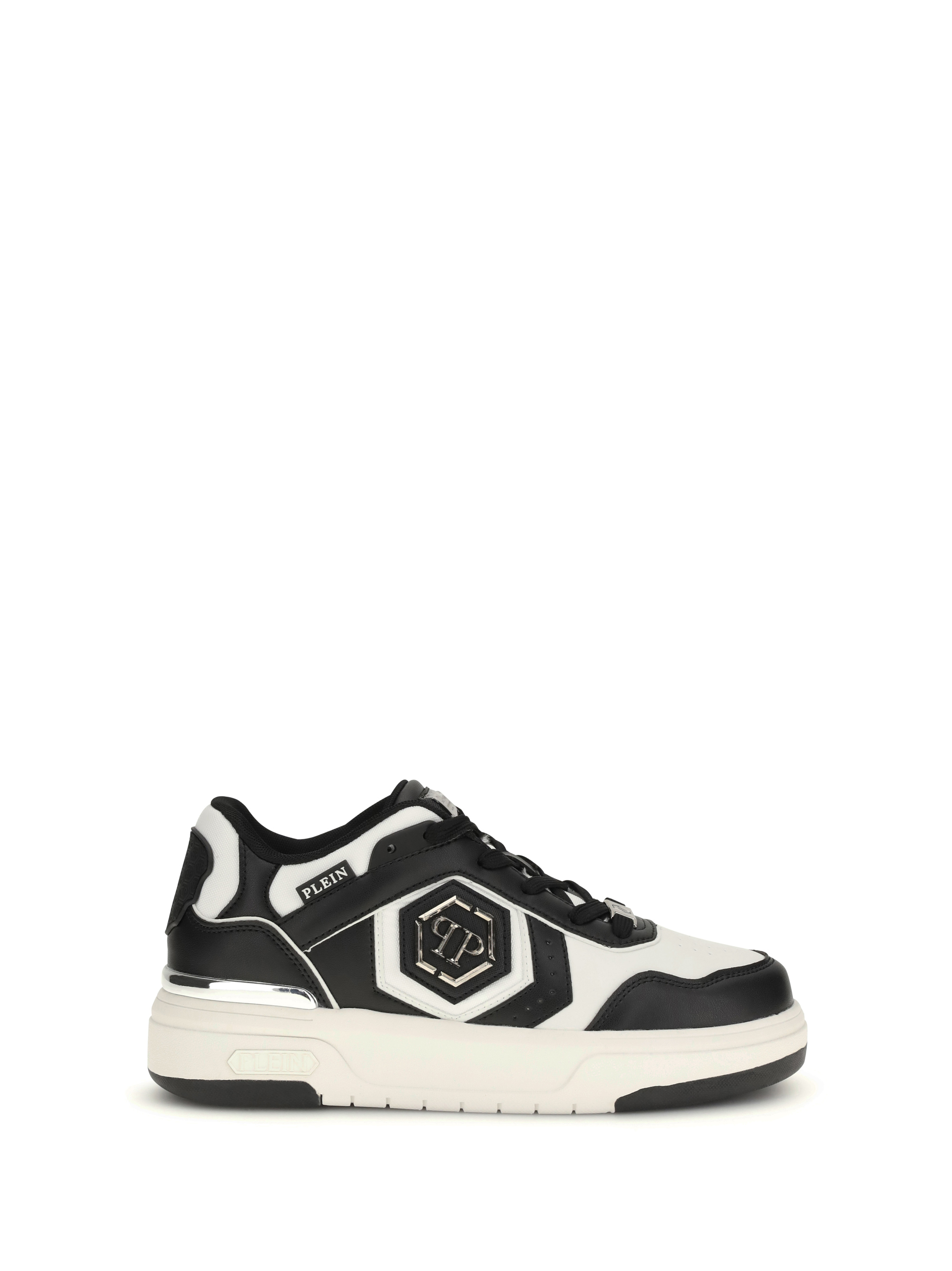 Sk8r Sneakers