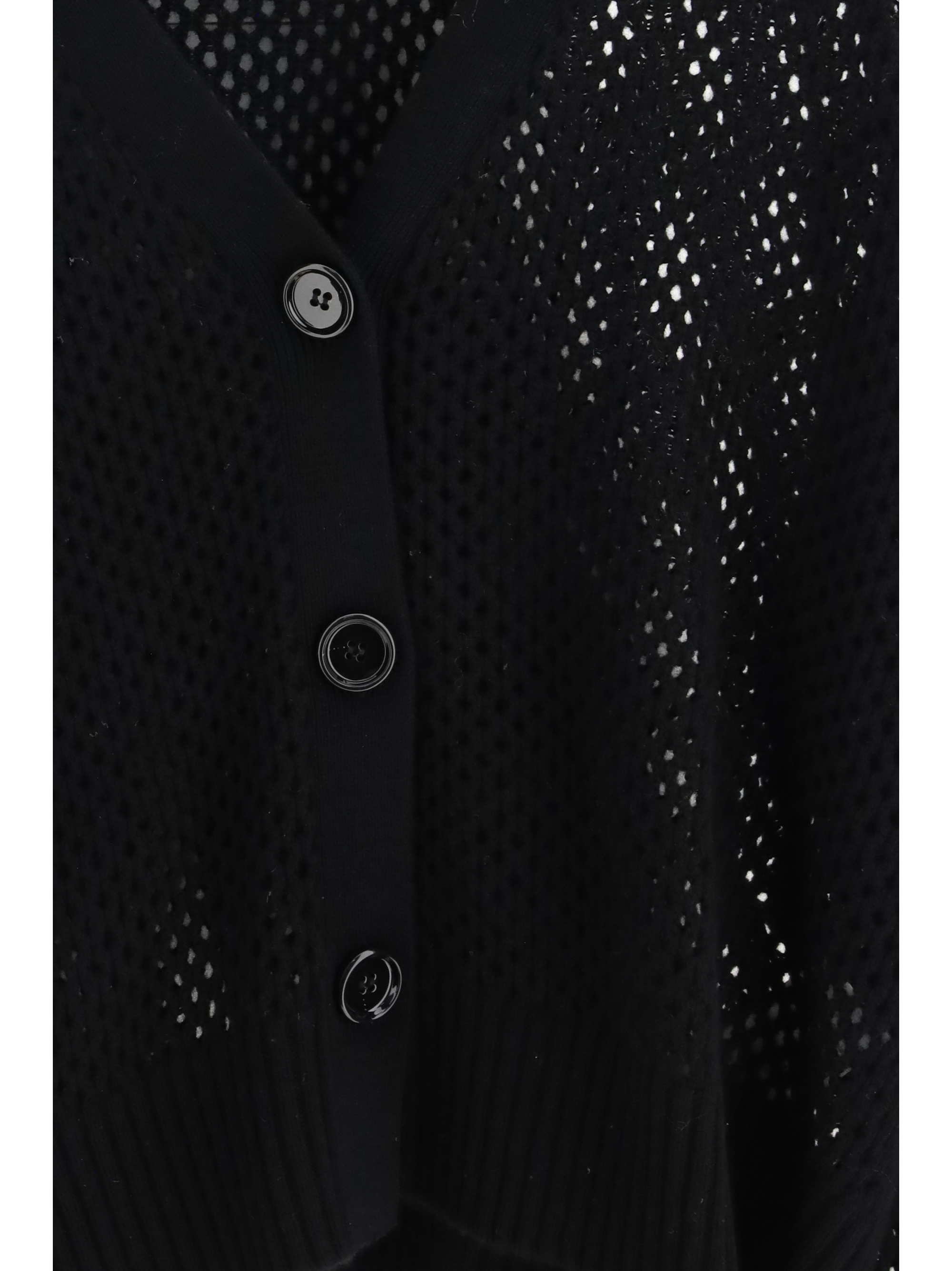 V-neck buttoned Cardigan
