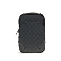 GG Supreme Shoulder Bag