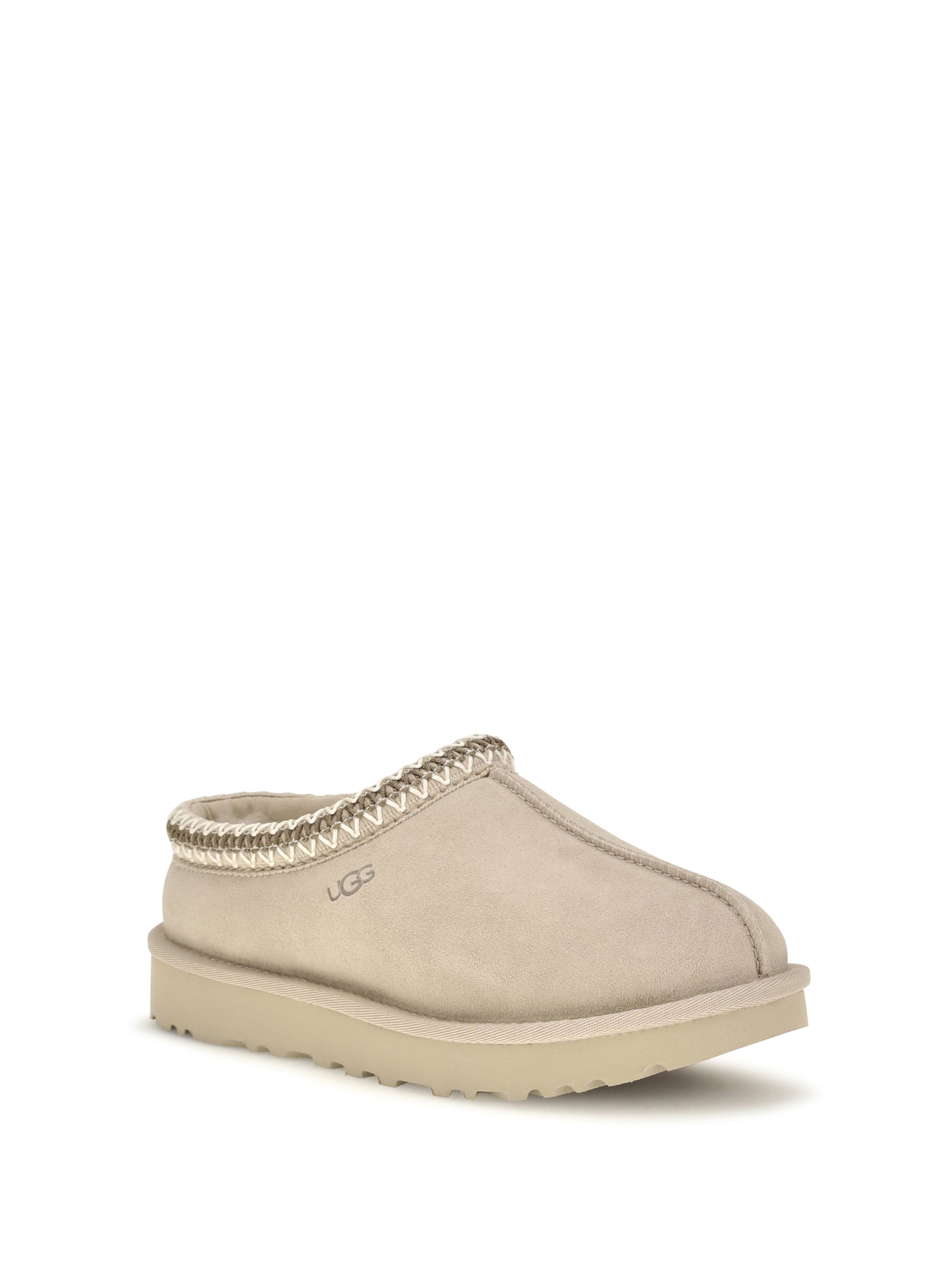 Tasman II Mules