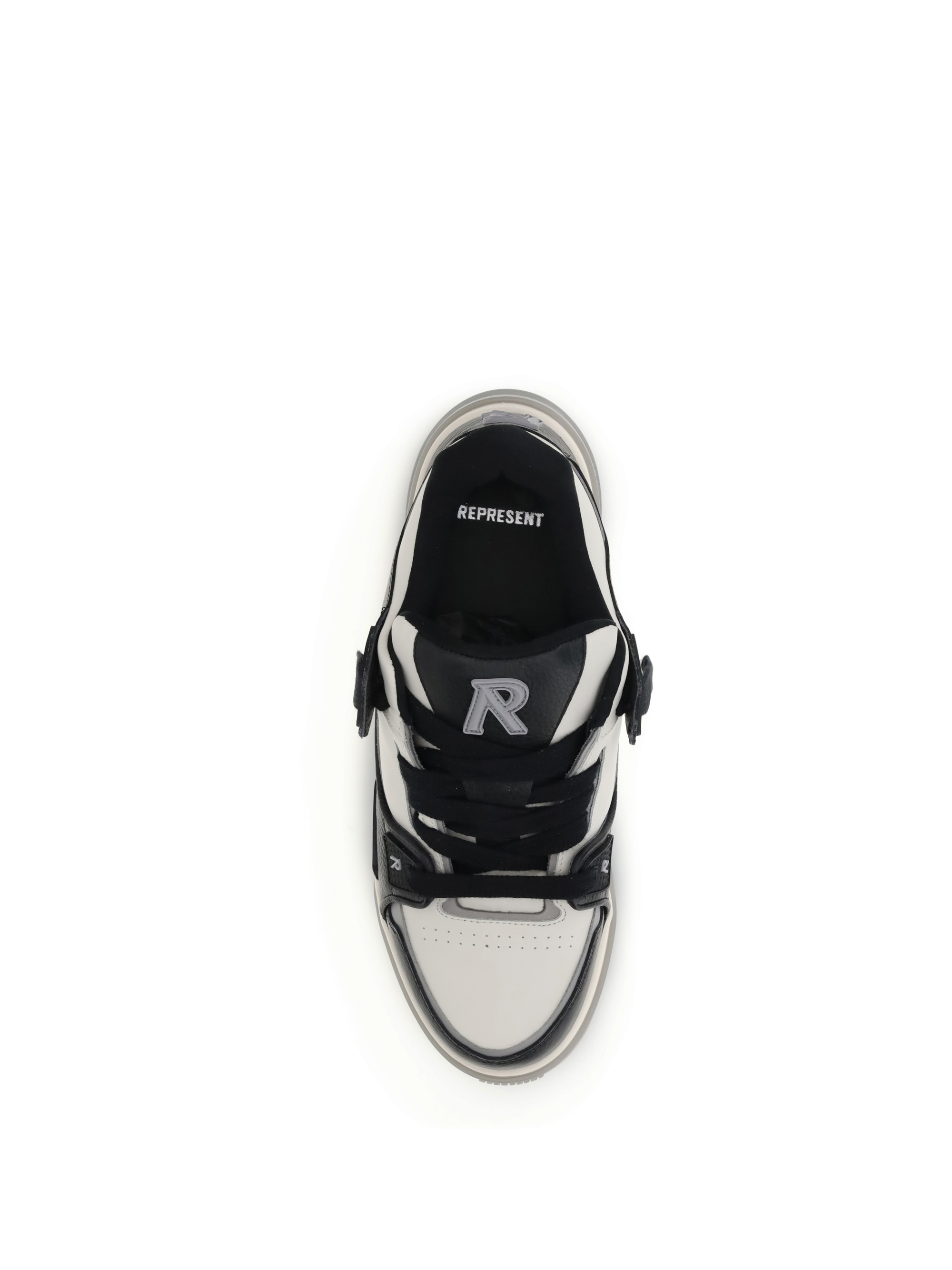 Studio Sneakers