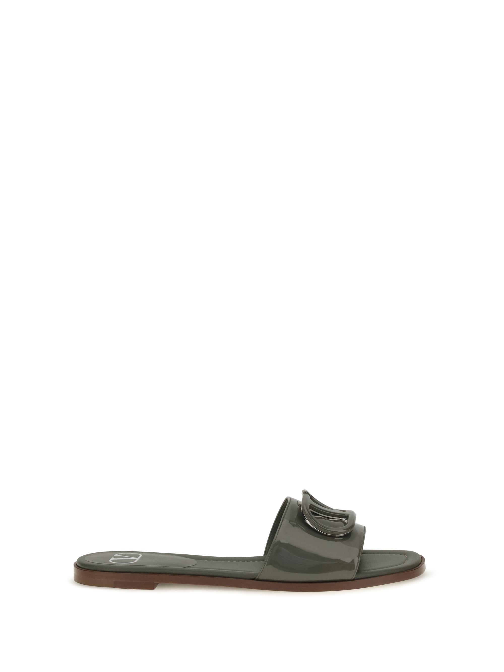 VLogo patent leather Slide Sandals