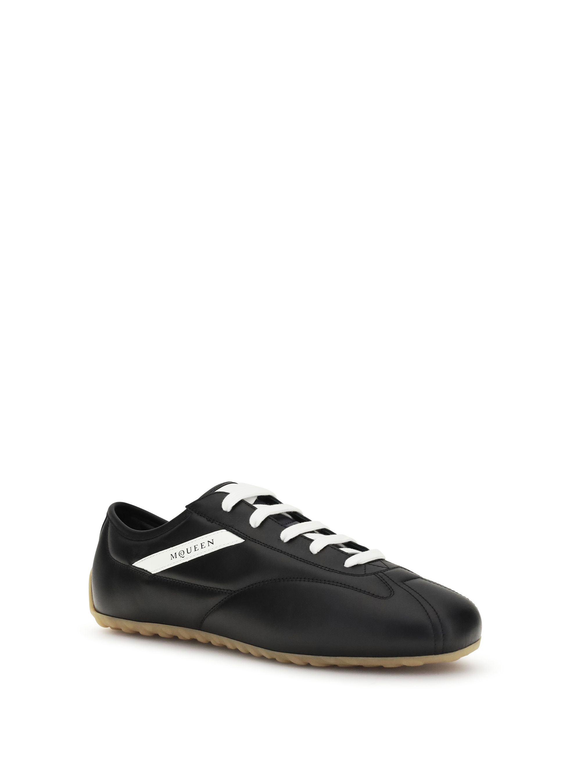 Low Boxer Sneakers