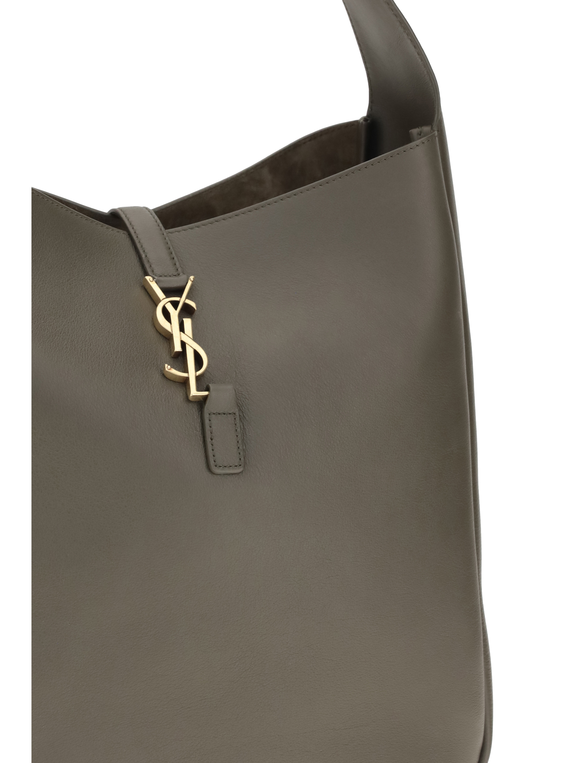 Le 5 À 7 Shoulder Bag