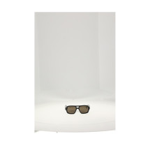 BLACK FRAME 62