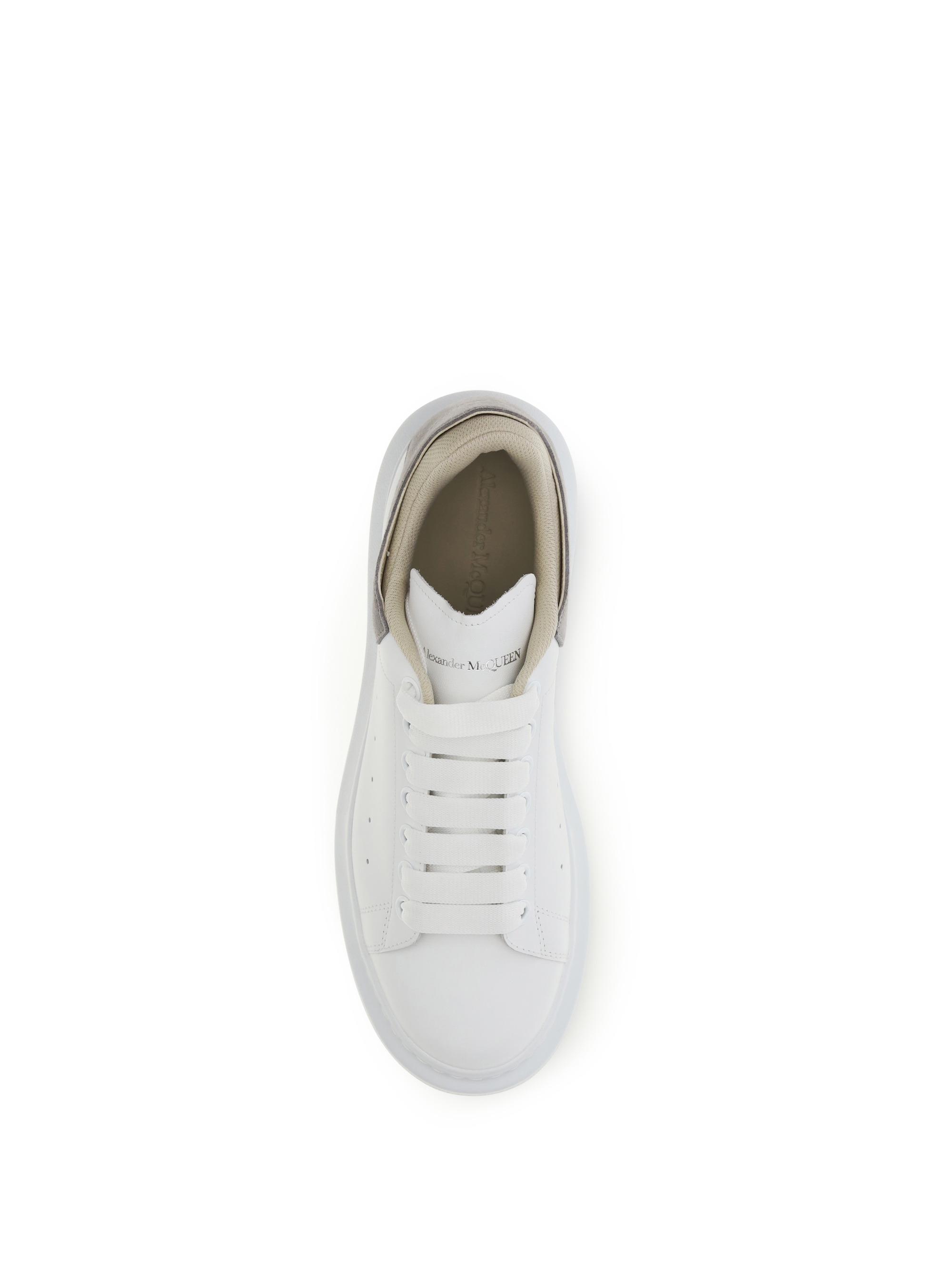 Oversized Sneakers with suede heel tab