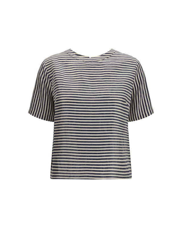 Short-sleeved T-shirt