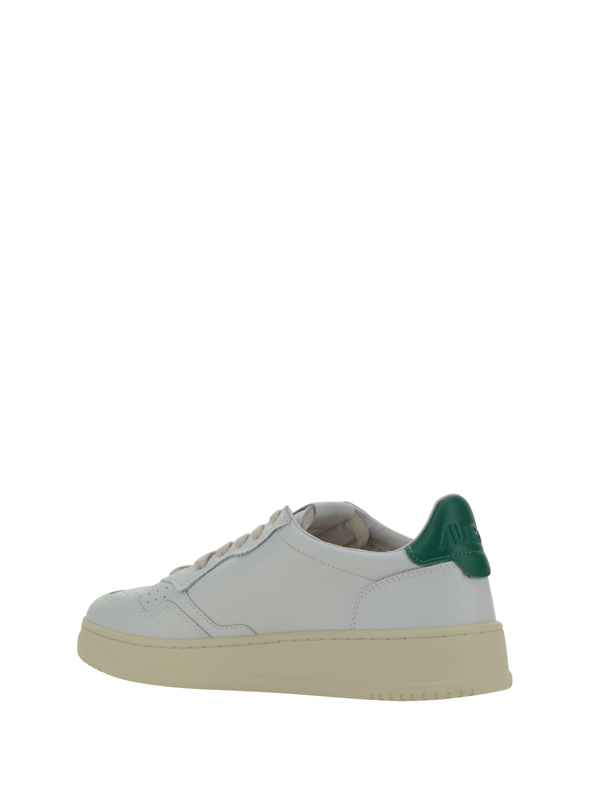 Low 01 Sneakers